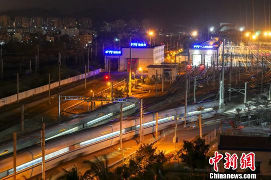 海南環(huán)島高鐵10月11日起調(diào)整列車運行圖
