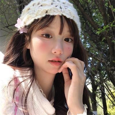 采蘑菇的夫妻